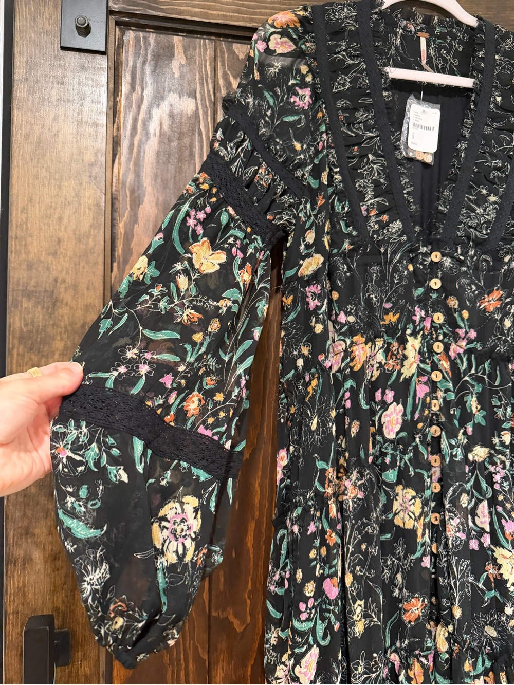 Free People Black Floral Ruffled V-Neck Blouse - Picture 4 of 6